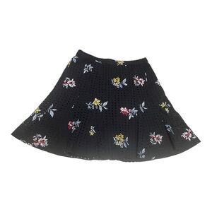 Ann Taylor Black Eyelet A-Line Floral Embroidered Skirt – Size 2